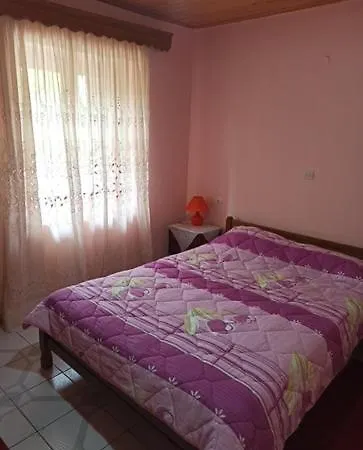 Feneos Apartment