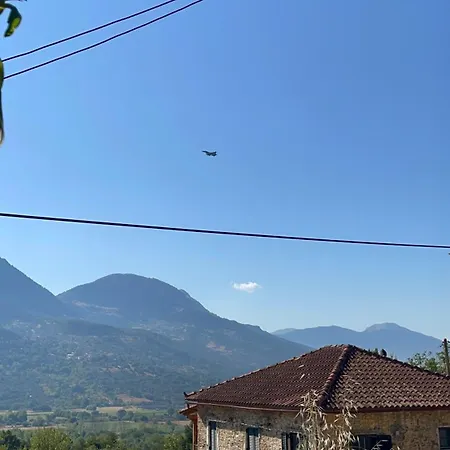 Feneos Apartment * Feneos