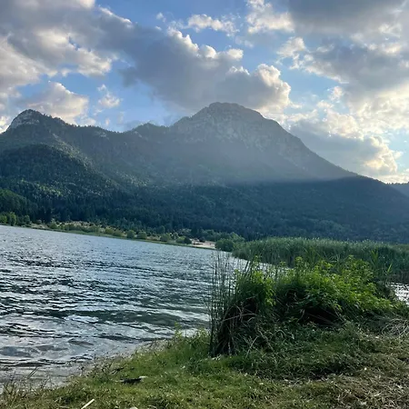 Lägenhet Feneos Apartment