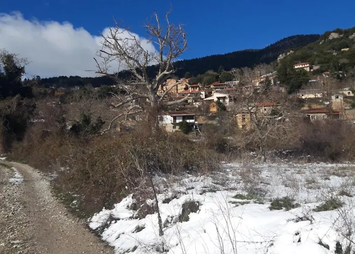 Feneos Apartment * Feneos